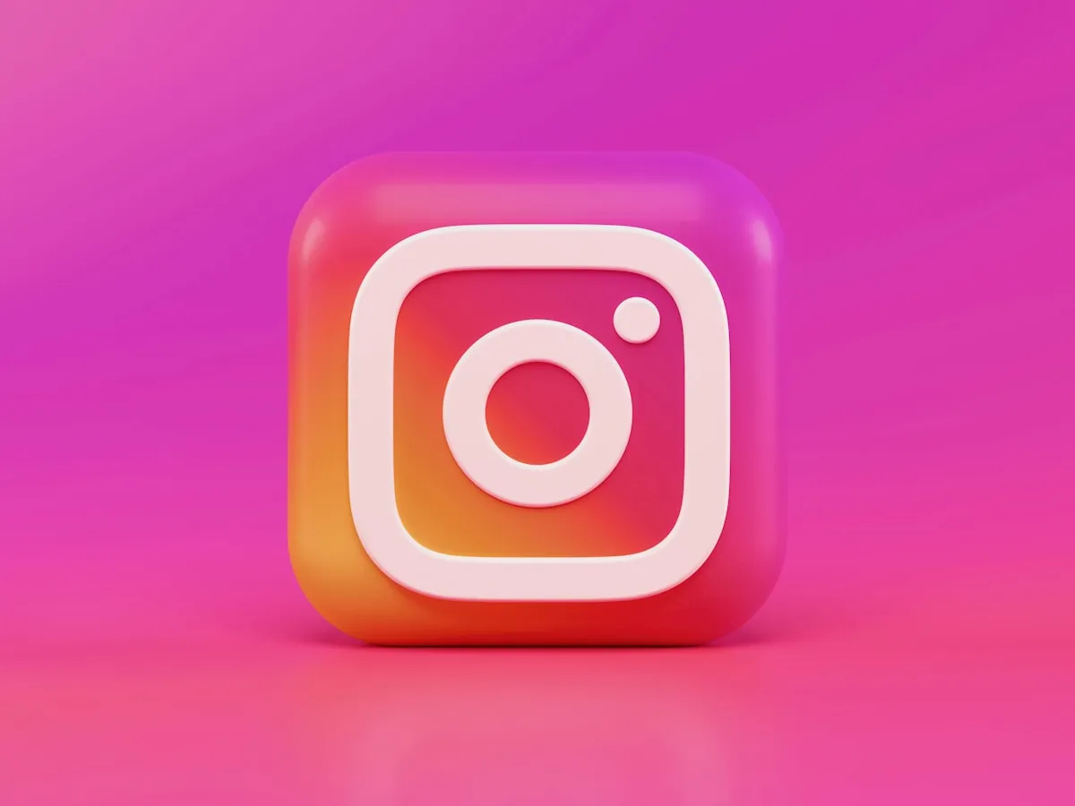 Instagram First Draft: Automatic Reels Editing in One Tap